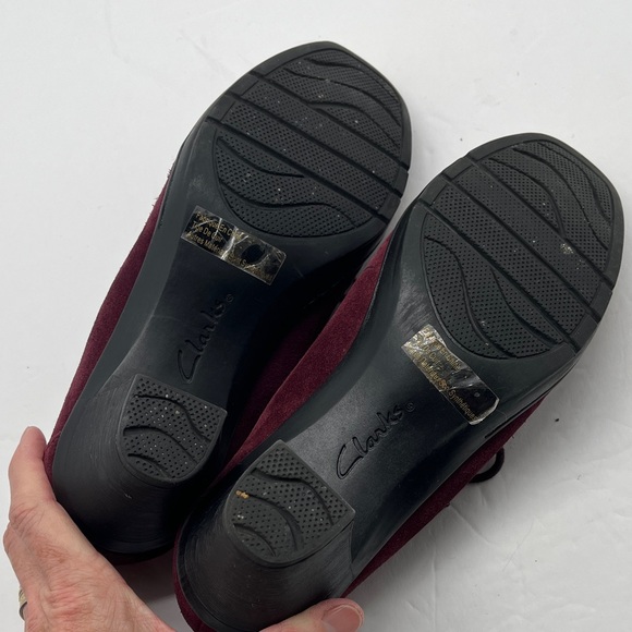 Clarks Bendables Suede Lace Up Heels Women 7 Burgundy Comfy Retro Academia Vamp - Picture 12 of 17